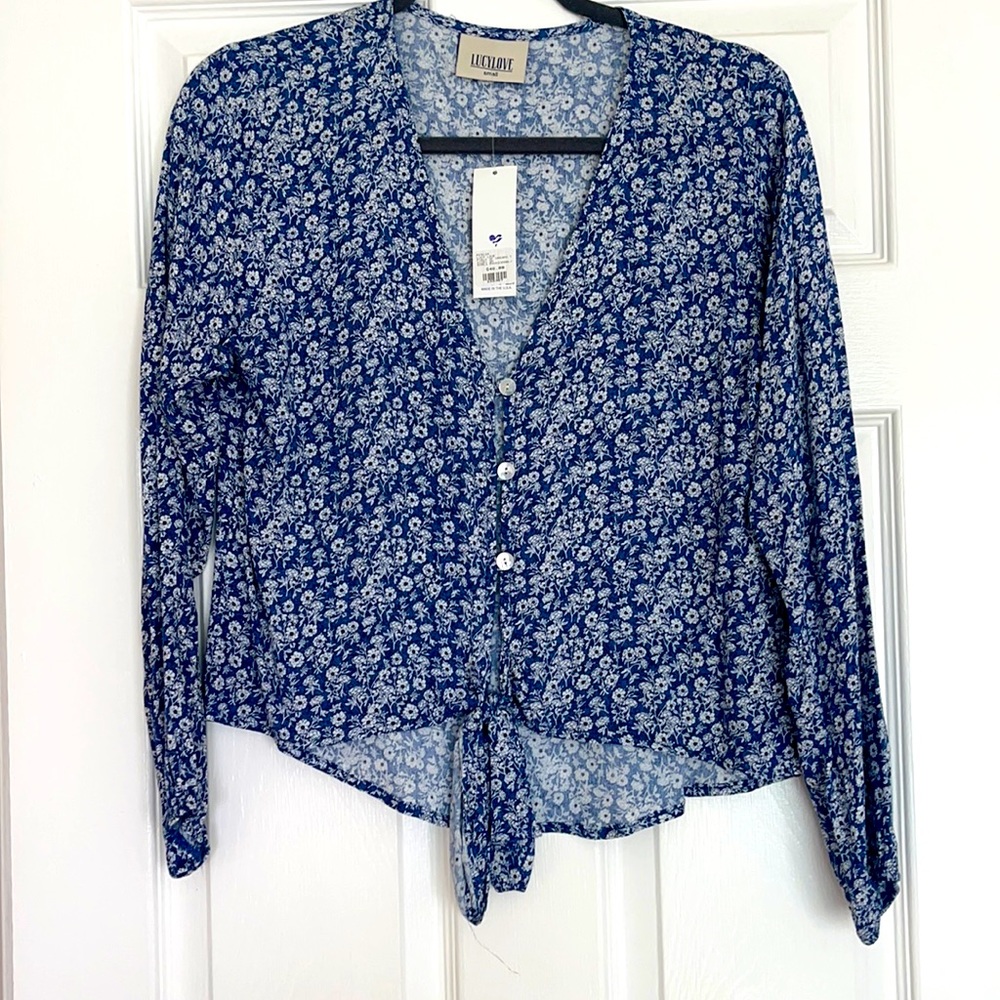 Blue floral blouse NWT